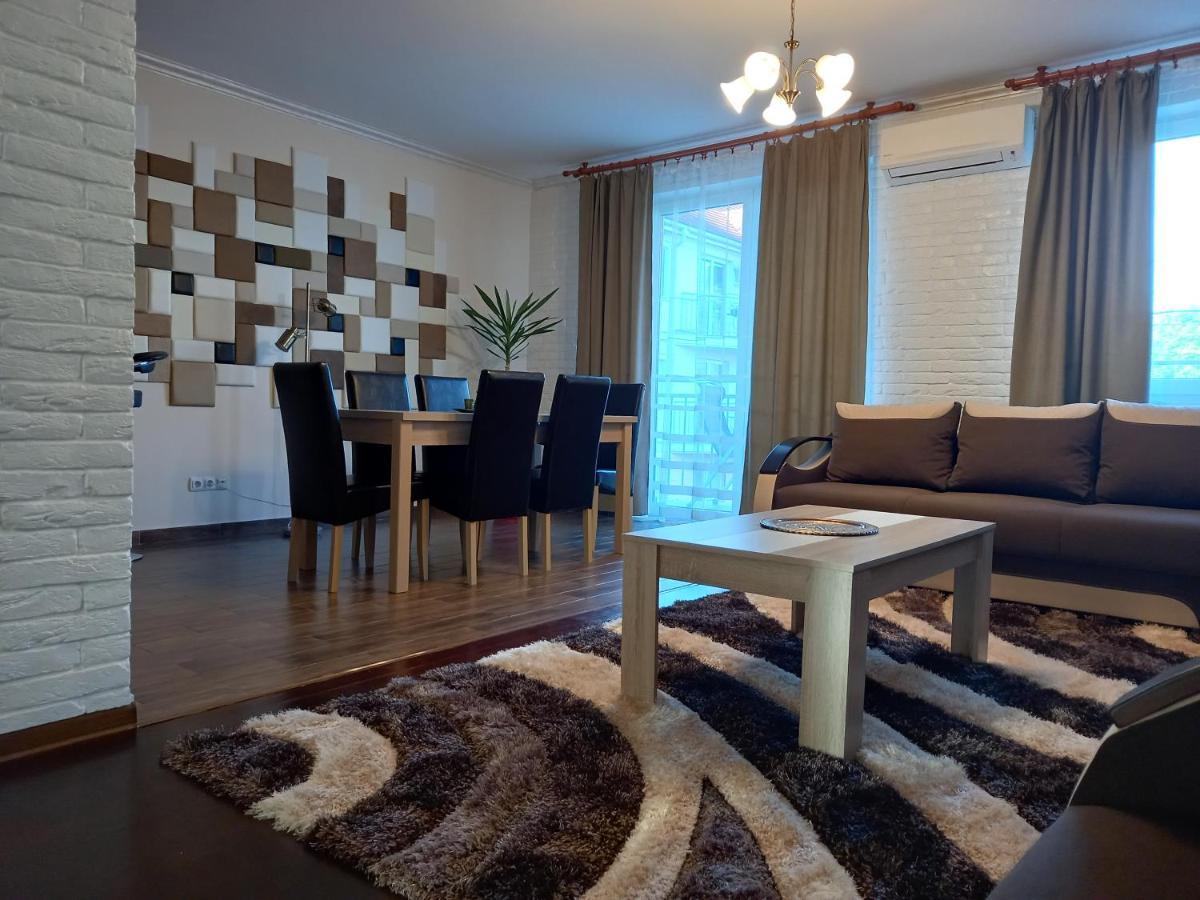 Thermal Apartman Hajdúszoboszló Esterno foto