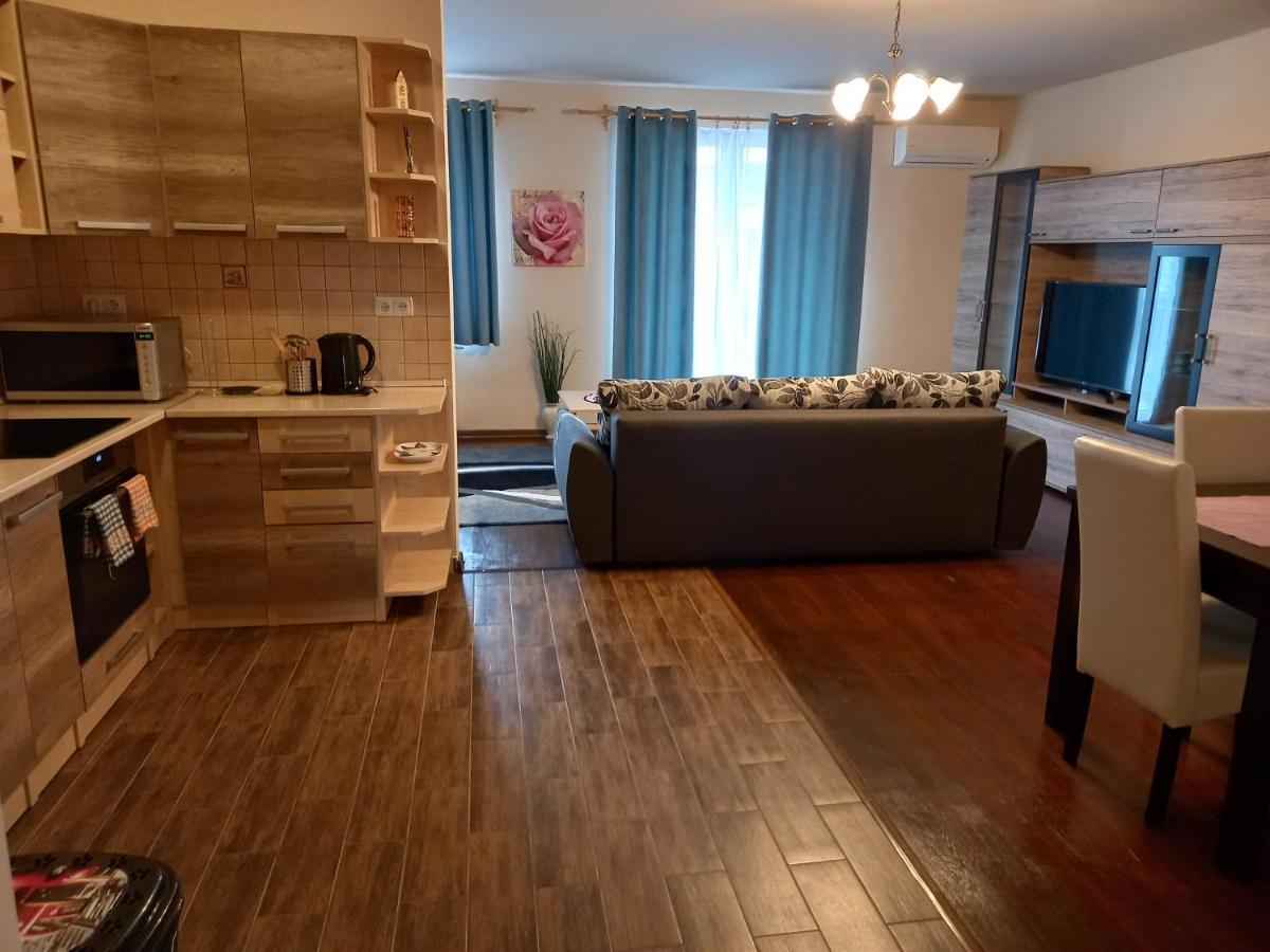 Thermal Apartman Hajdúszoboszló Esterno foto
